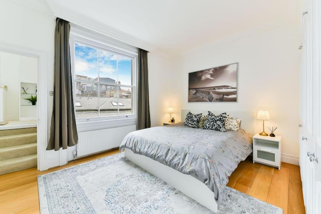 Knightsbridge Stylish Two Bedroom Apartment Londra Dış mekan fotoğraf